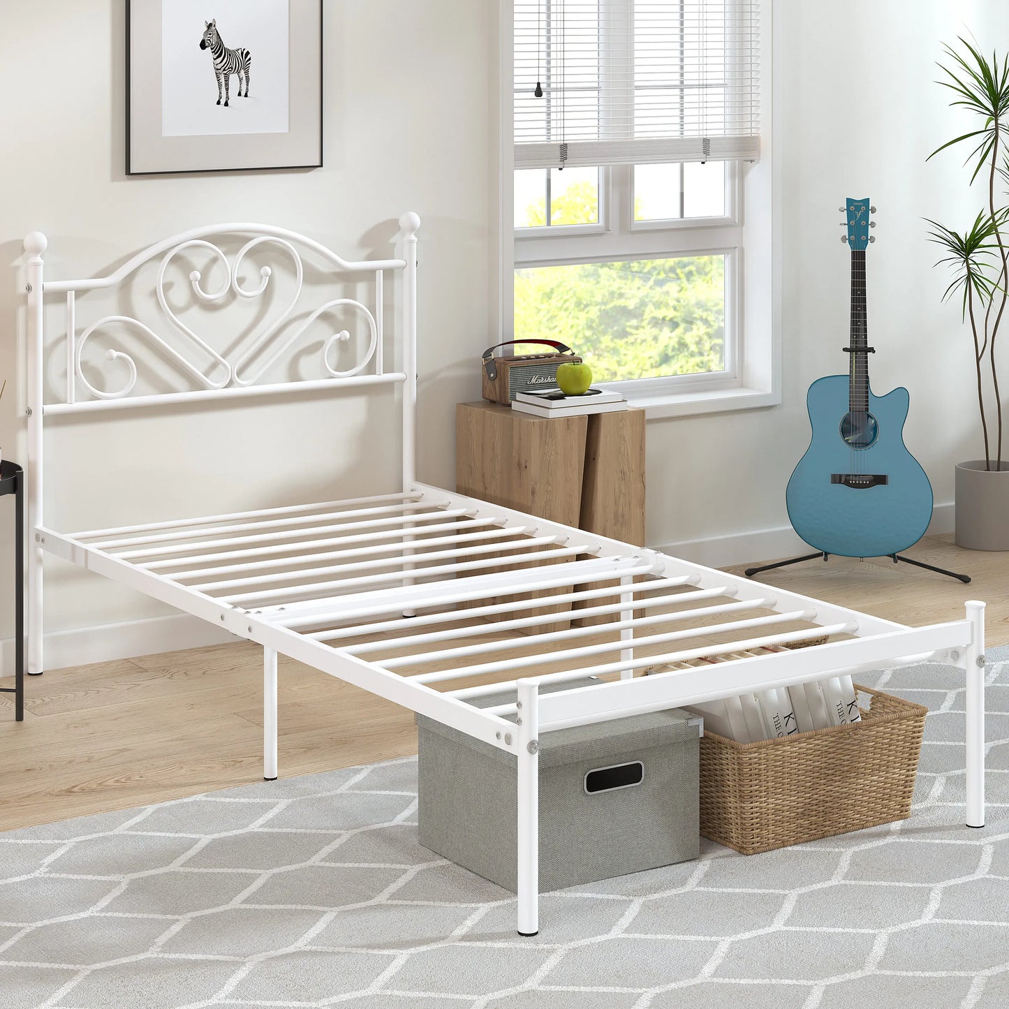 MERRONIX Heart Shaped Headboard Metal Platform Bed Frame